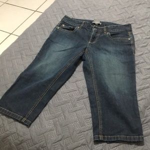 Capri jeans like new, only worn a few times